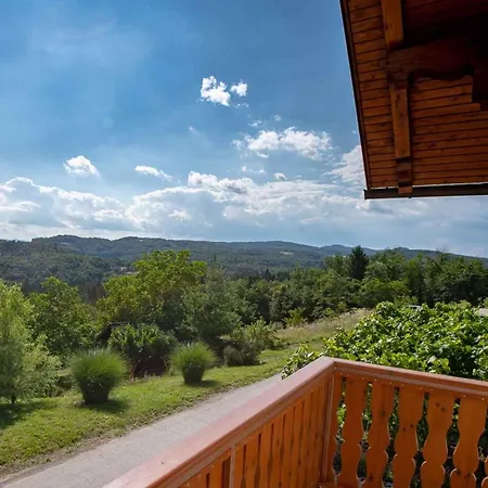 In - Dolenjska & Bela Krajina Unter- & Weisskrain 26093 Сasa de vacaciones