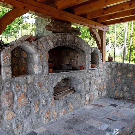 In - Dolenjska & Bela Krajina Unter- & Weisskrain 26093 Nyaraló Dobrnič