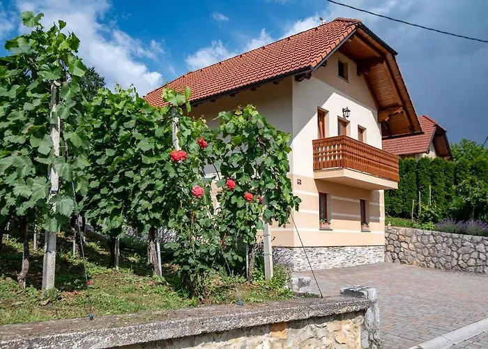 Feriehus In - Dolenjska & Bela Krajina Unter- & Weisskrain 26093 Dobrnic